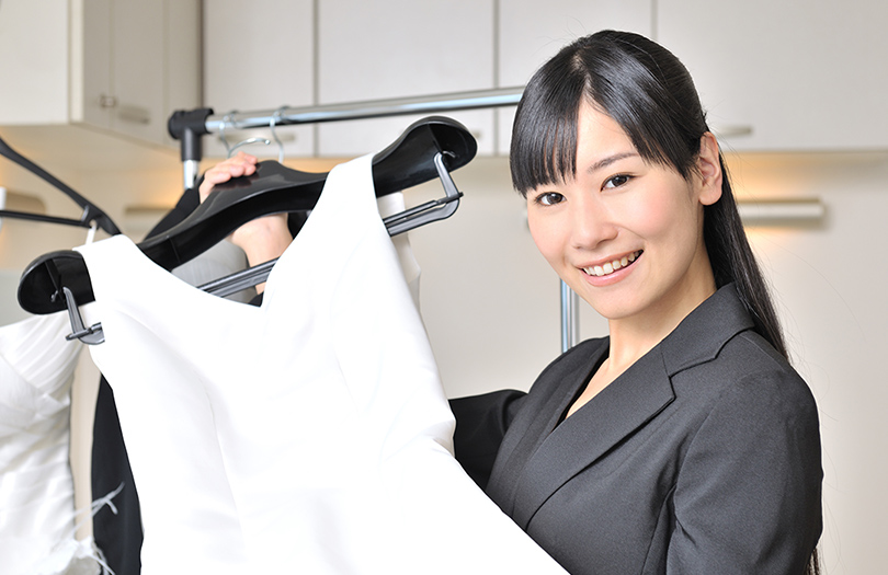 ウェディングプランナーの女性